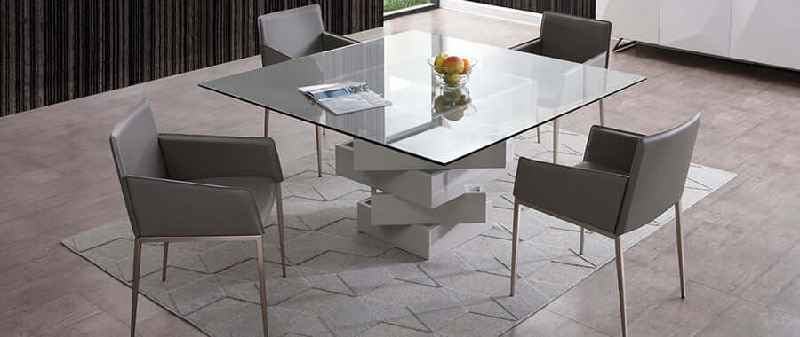 Carson Dining Table